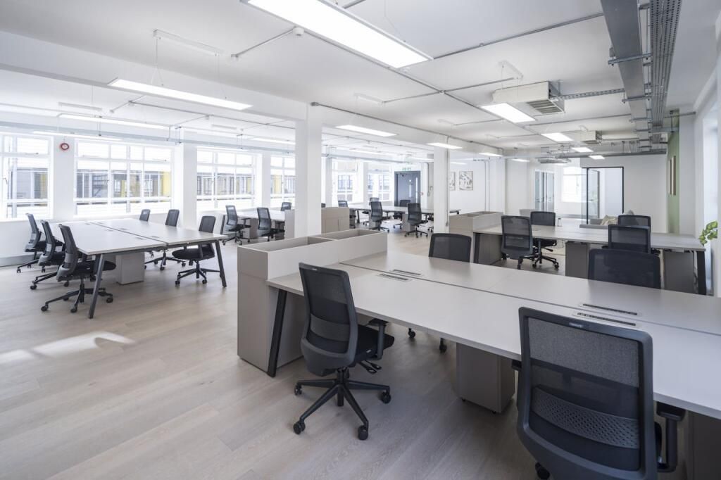 Property photo 3 of 10 Photo 6