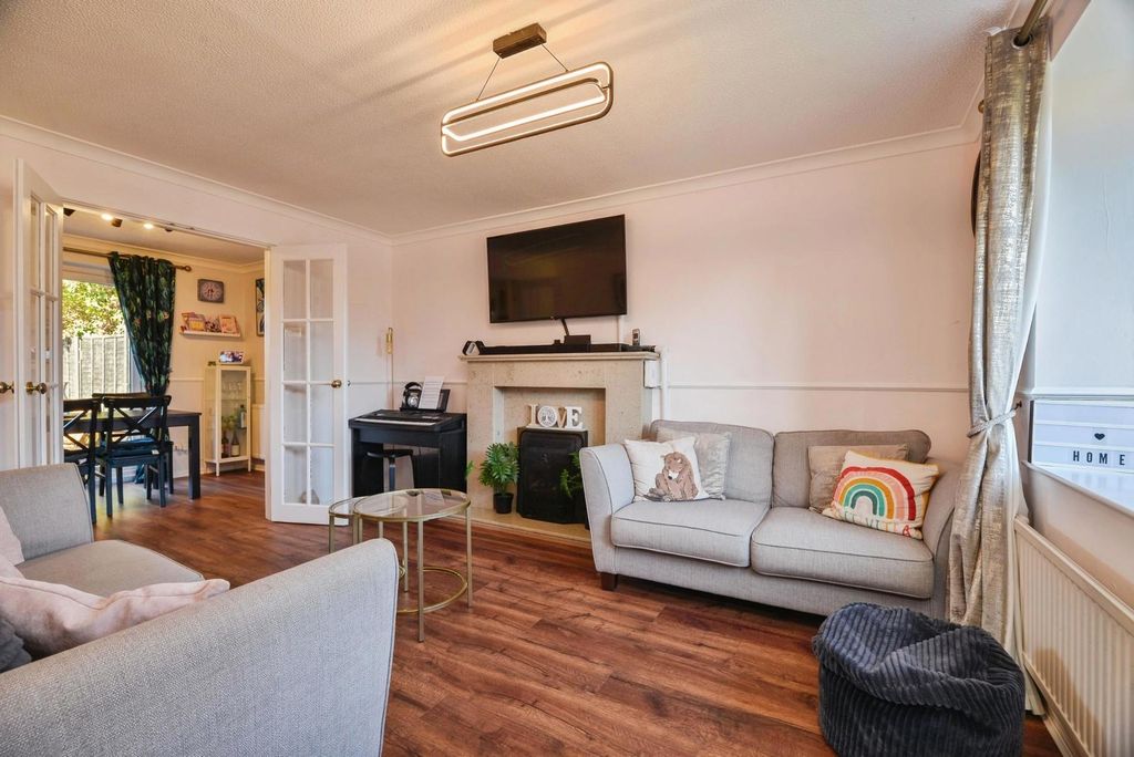 Property photo 3 of 16 Pbox-Img.Jpg