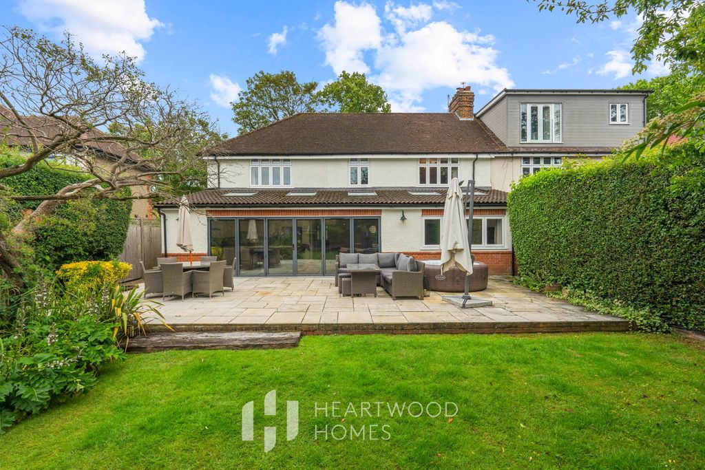 Property photo 1 of 30