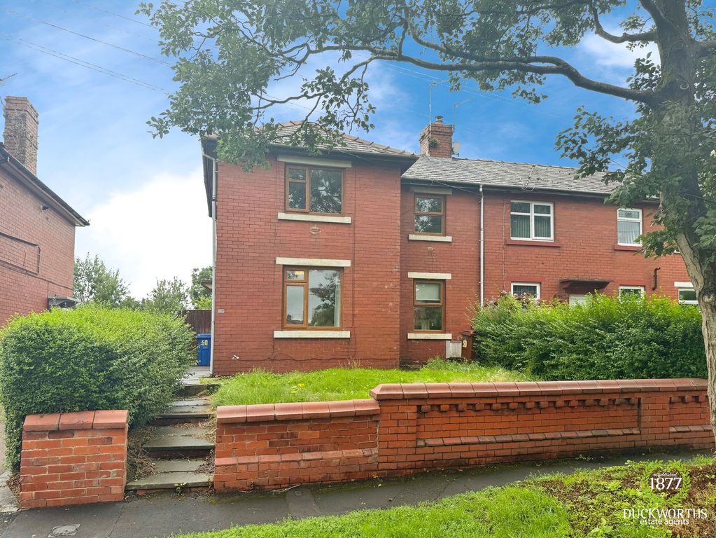 Property photo 1 of 11