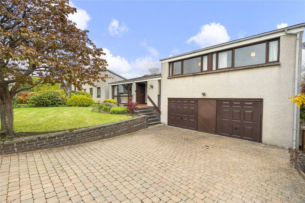 Property photo 1 of 40 15 Burnbrae
