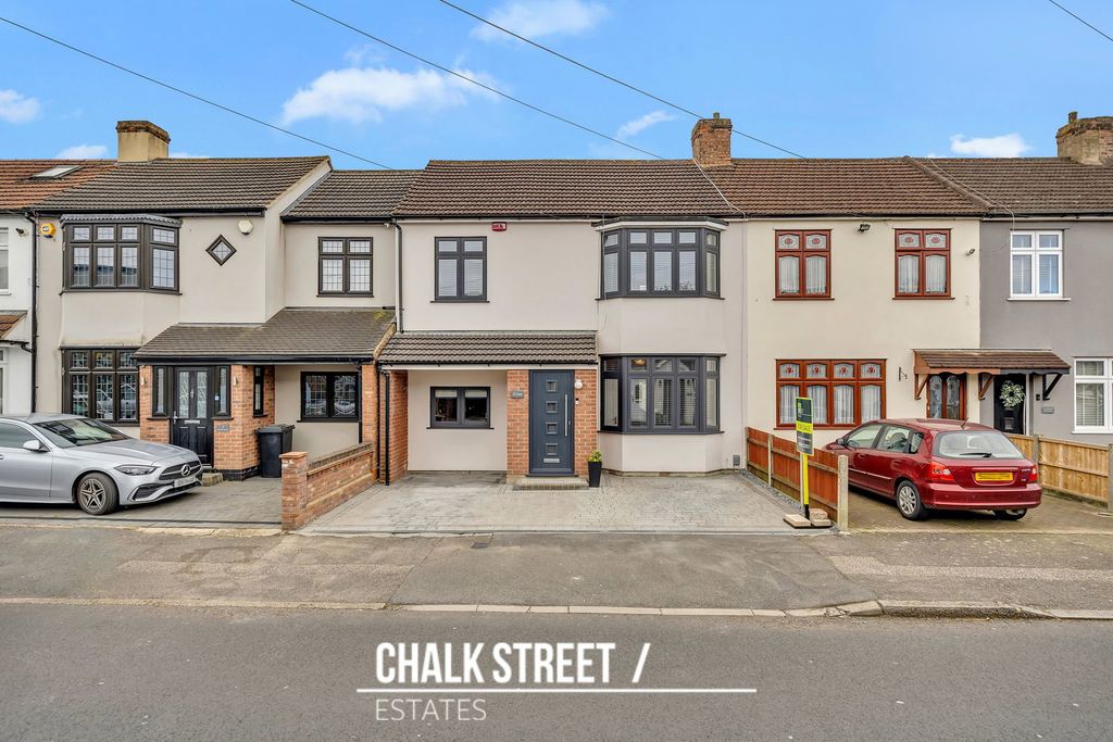 Property photo 1 of 24