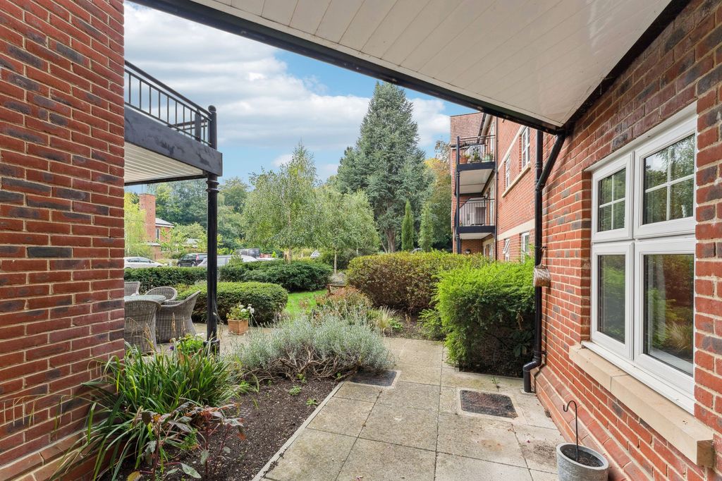 Property photo 3 of 10