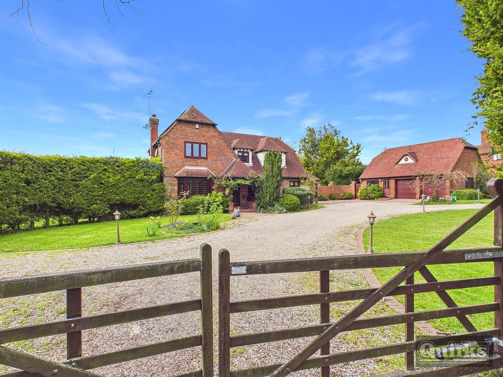 Property photo 1 of 45 Cam02342G0-Pr0170-Still040.Jpg