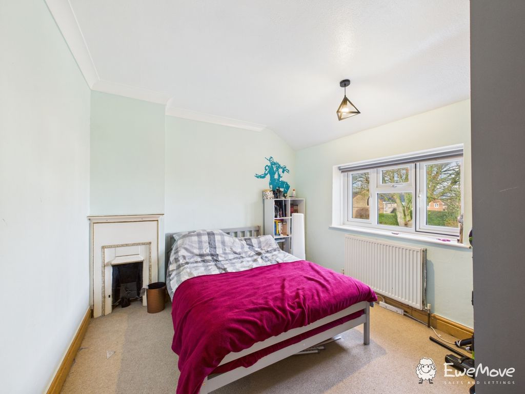 Property photo 1 of 6 Cam02877G0-Pr0102-Still001