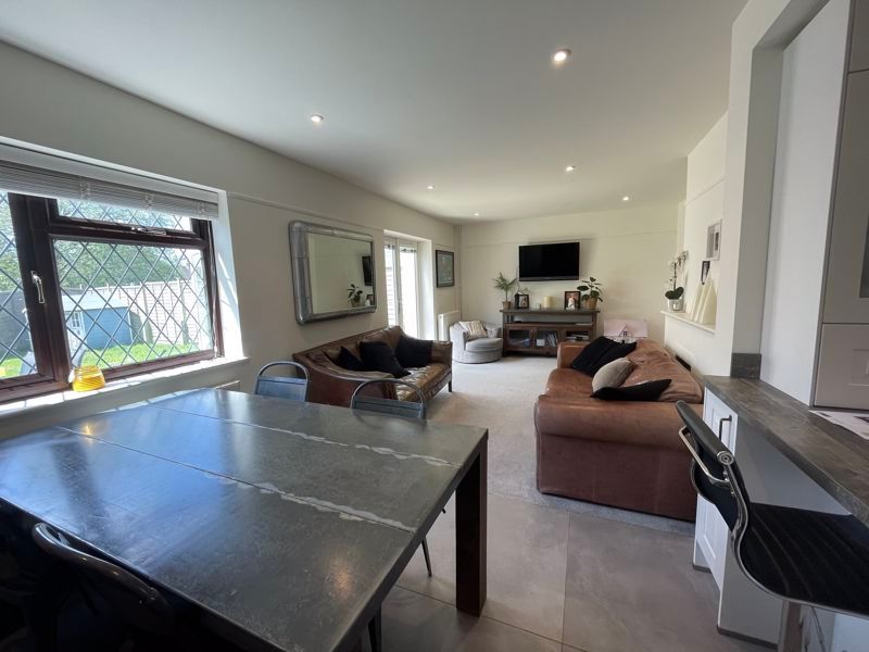 Property photo 3 of 14 Photo 14