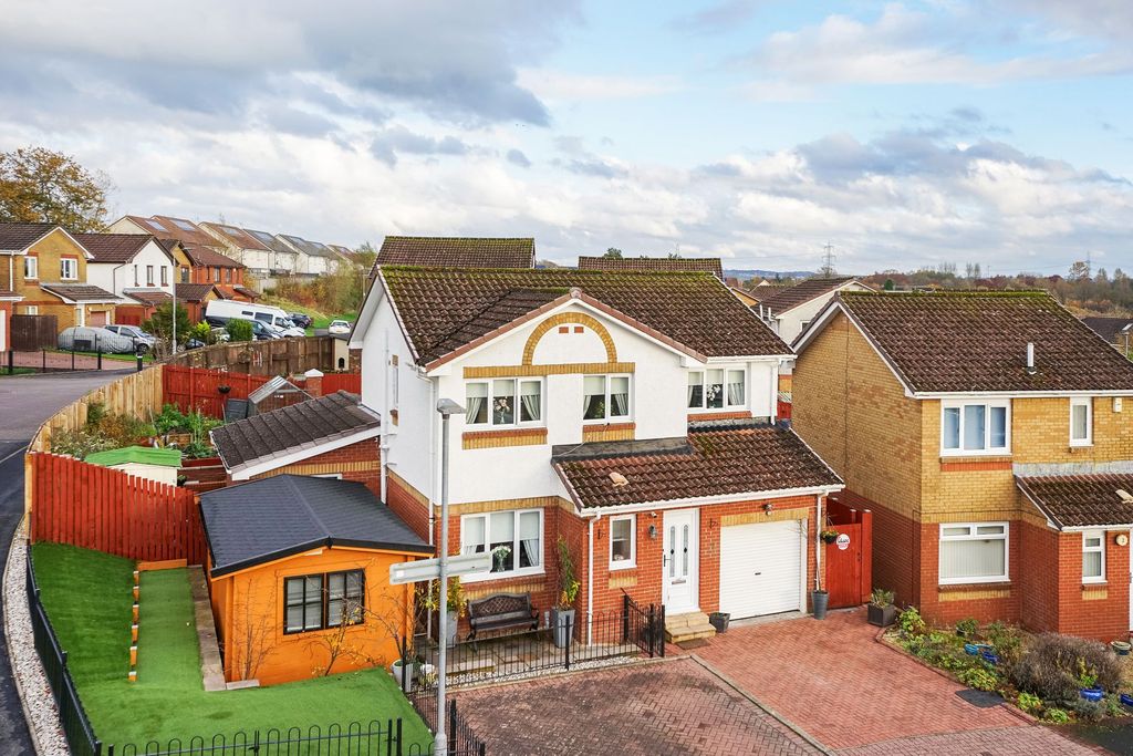 Property photo 1 of 34