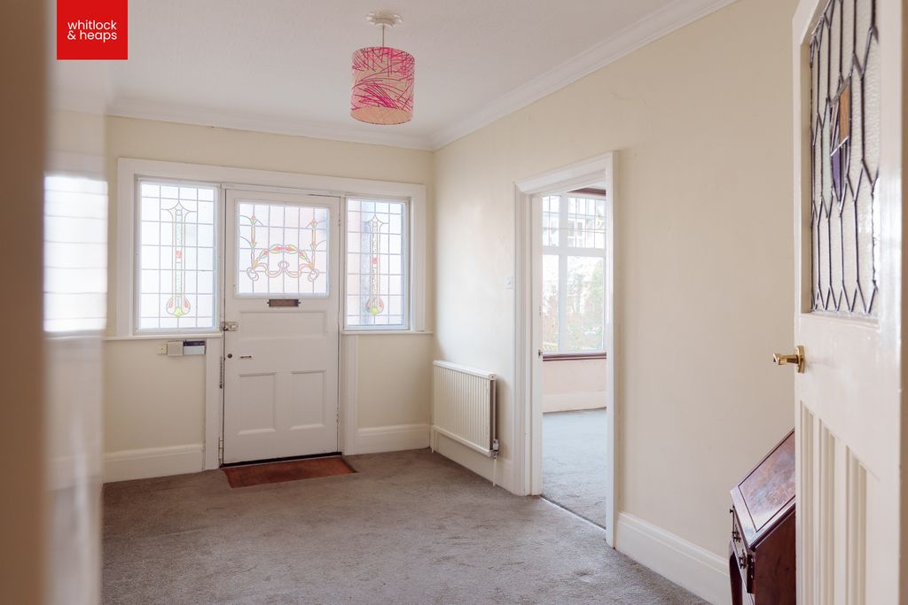 Property photo 2 of 18