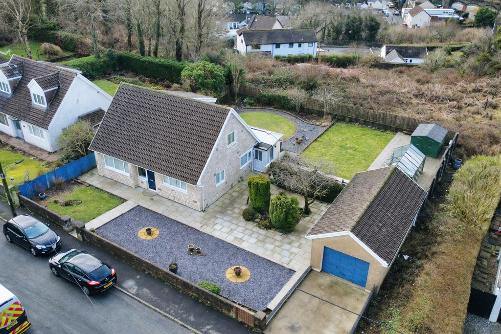 Property photo 1 of 23