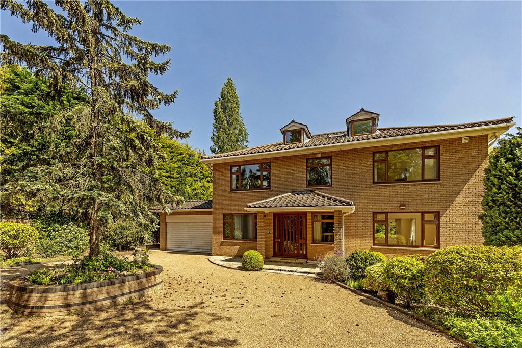 Property photo 1 of 25 Exterior