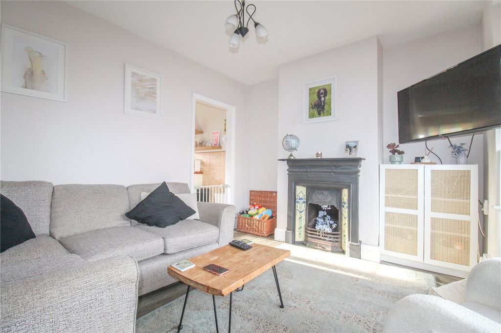 Property photo 3 of 14 Picture No. 06