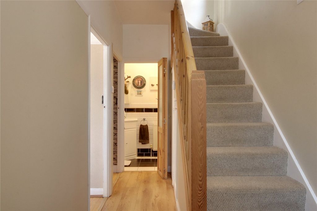 Property photo 3 of 21 Picture No. 16