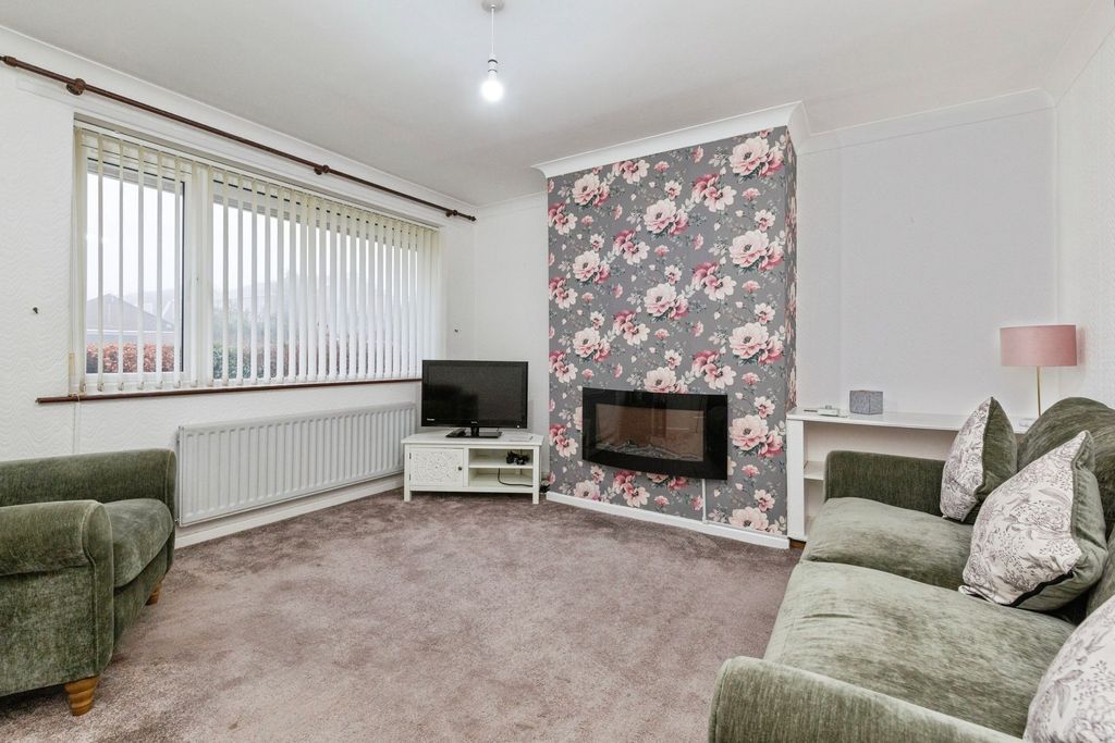 Property photo 3 of 29 Living Room