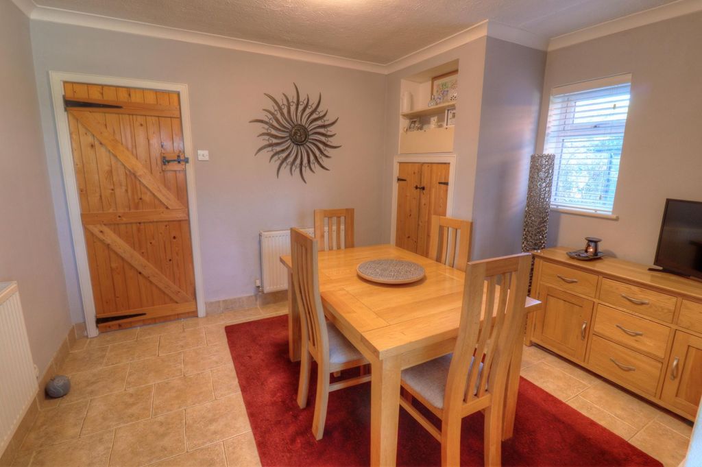 Property photo 3 of 13 Photo 3