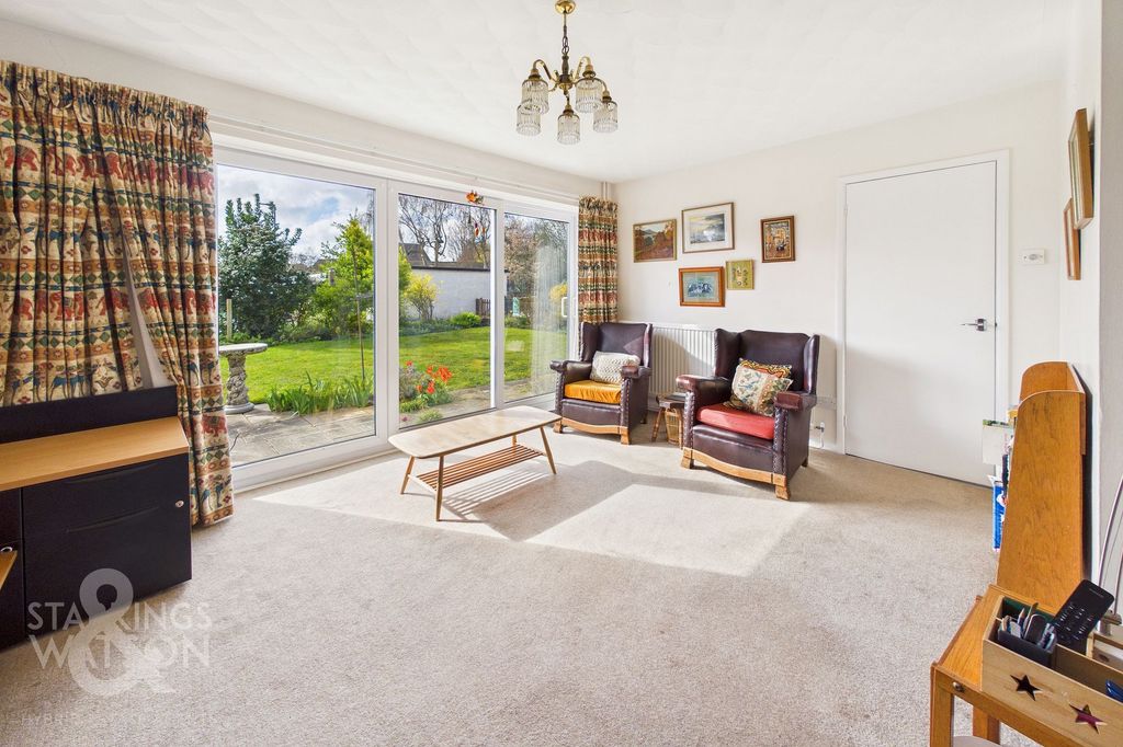 Property photo 3 of 19