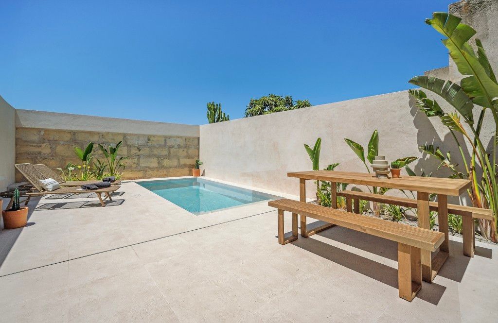 Property photo 2 of 13 Pool
