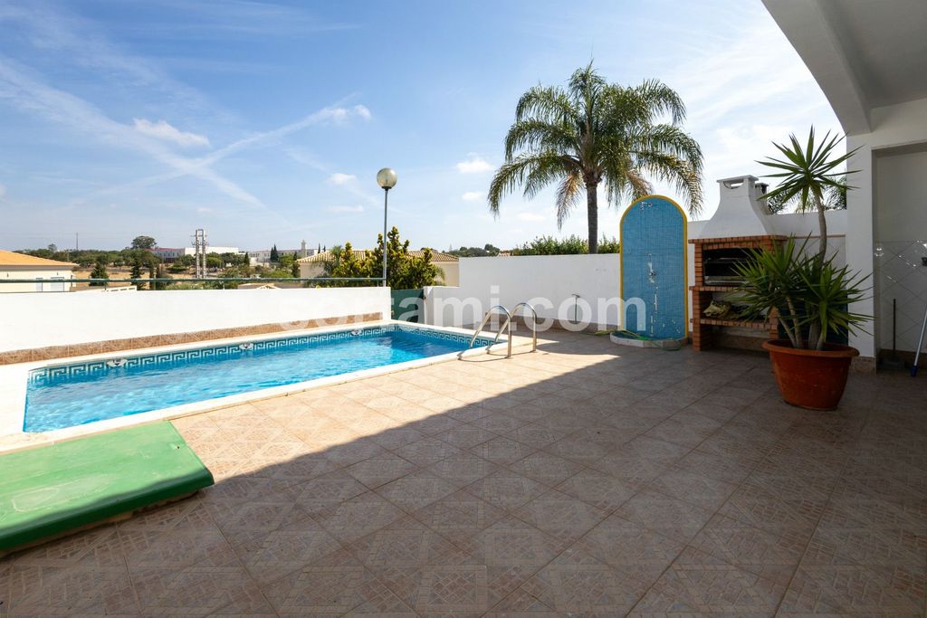 Property photo 1 of 30