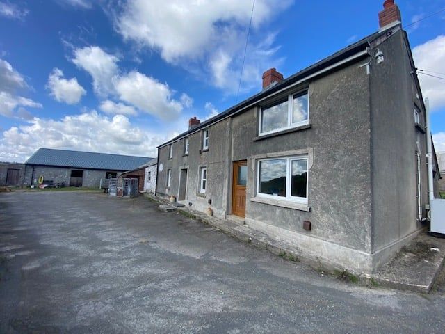 Property photo 2 of 26