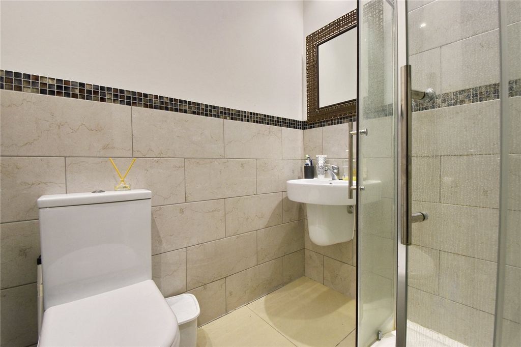 Property photo 3 of 7 Picture No. 04