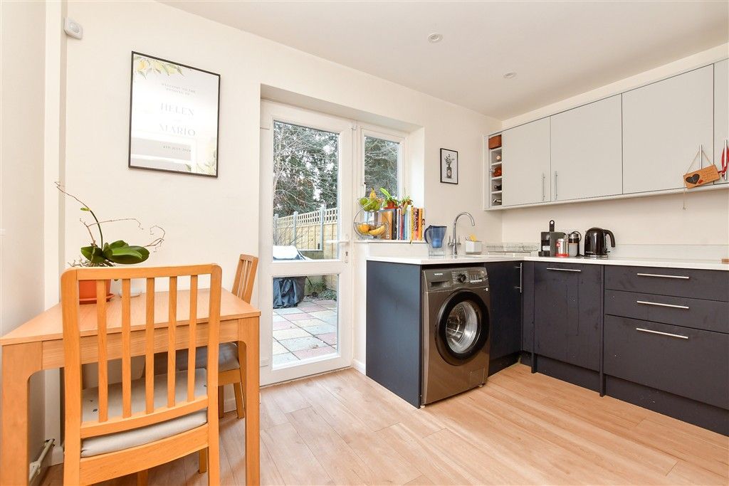 Property photo 3 of 12 Kitchen