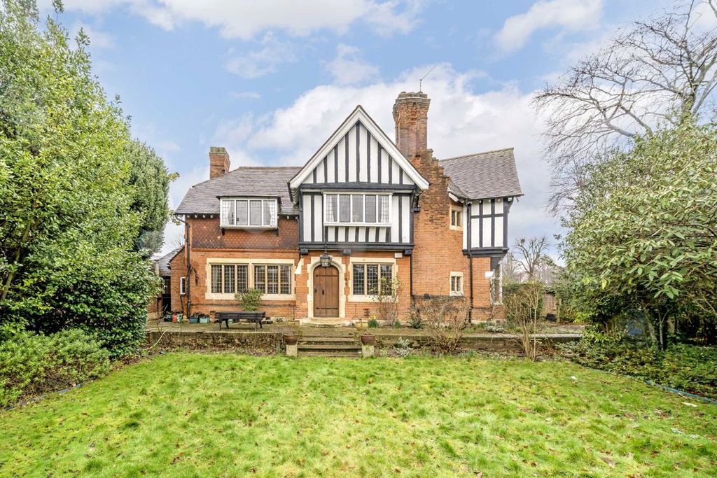 Property photo 1 of 7