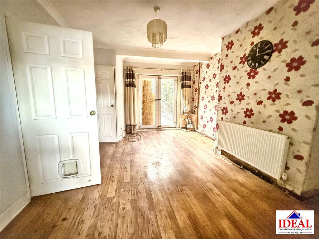 Property photo 3 of 7 Image00004.Jpg