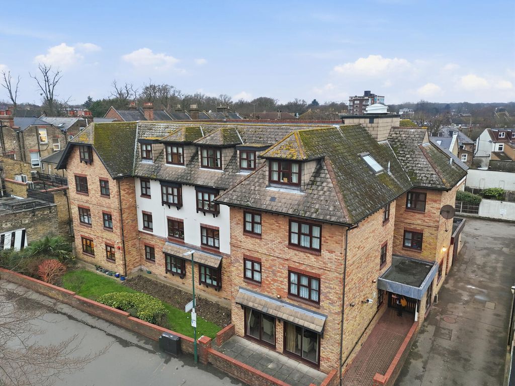 Property photo 1 of 13