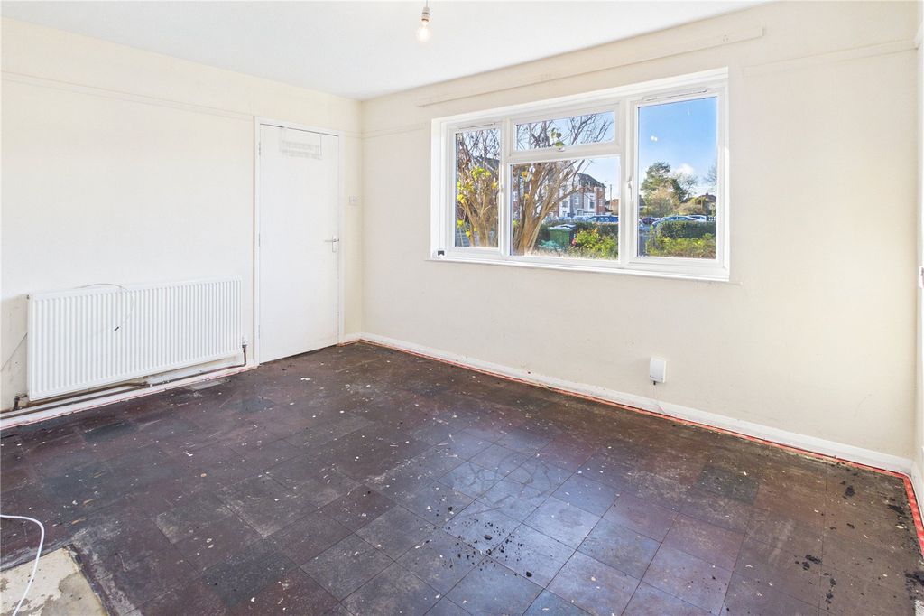 Property photo 3 of 16 Living Room