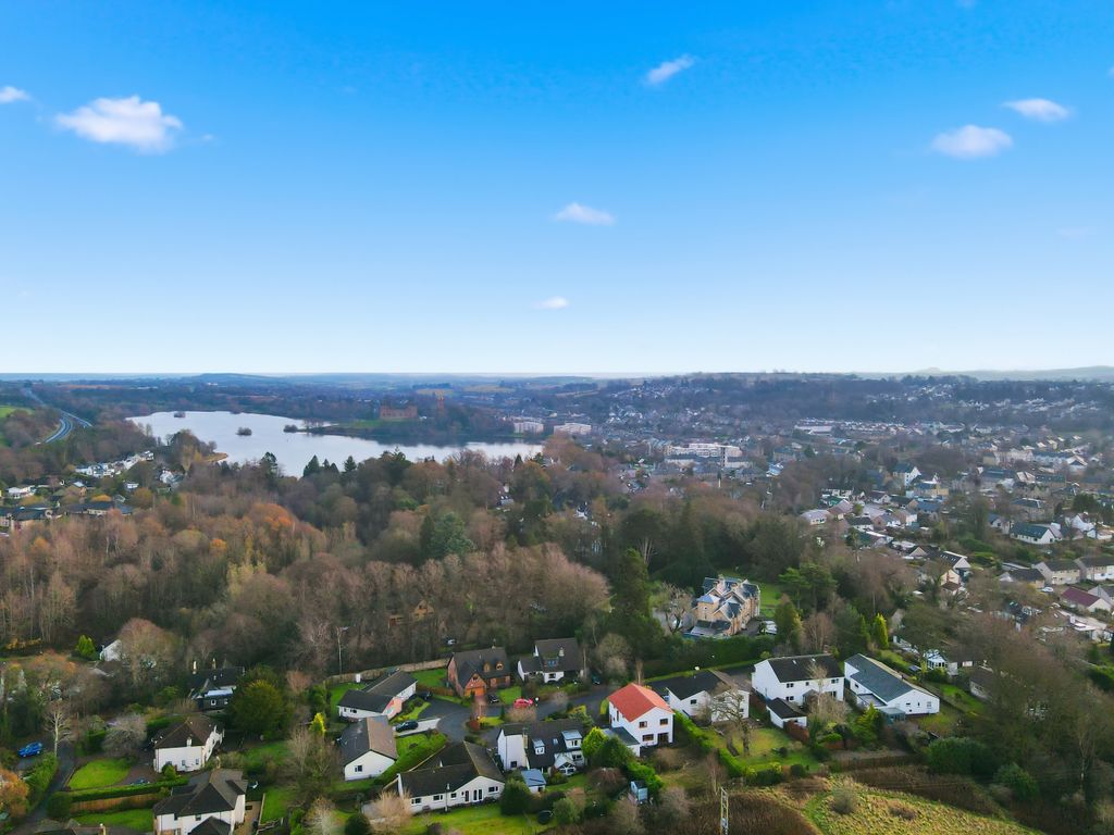 Property photo 3 of 26