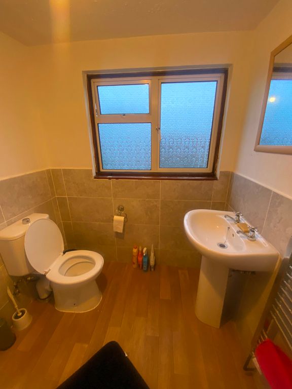 Property photo 3 of 4