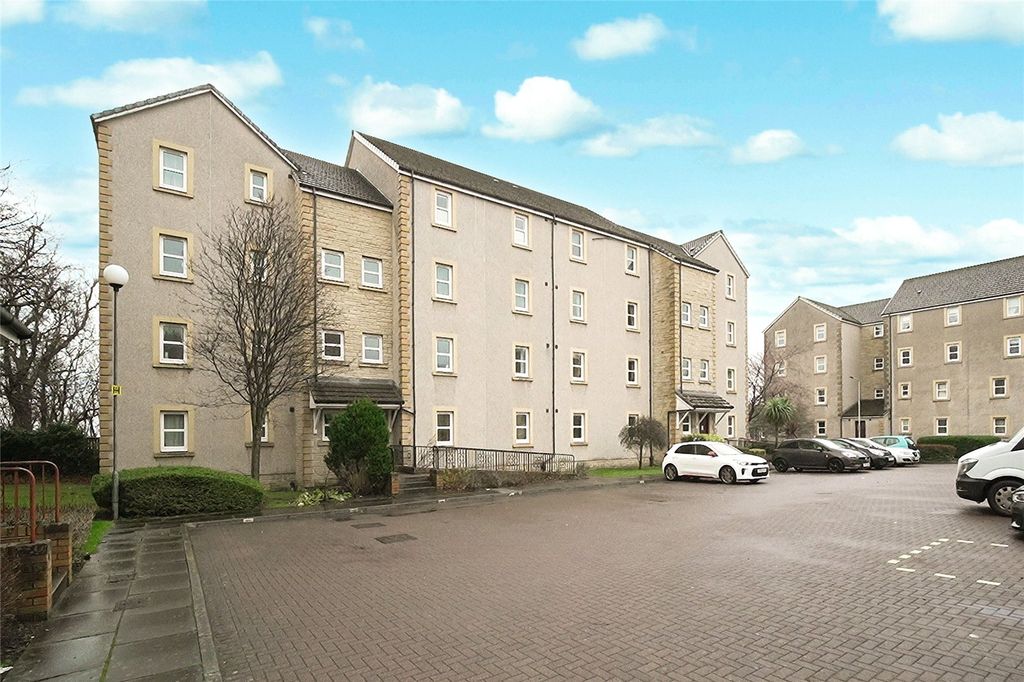 Property photo 1 of 19 Picture No. 24