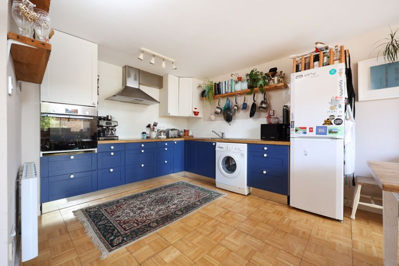 Property photo 2 of 15 Kitchen