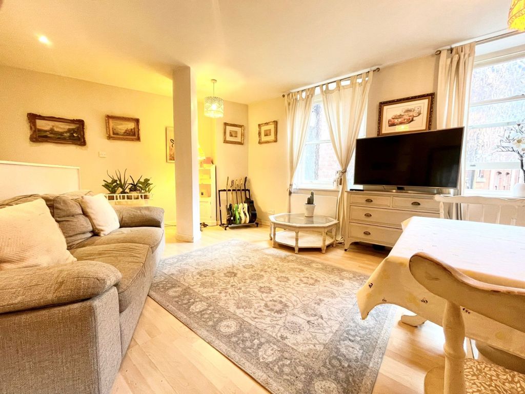 Property photo 2 of 10 Picture No. 01