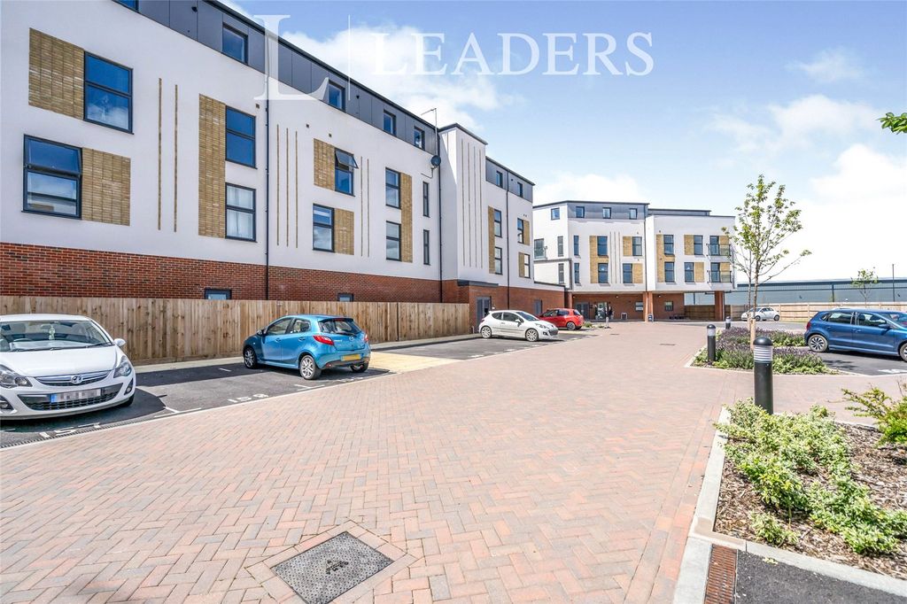 Property photo 1 of 10 External 2
