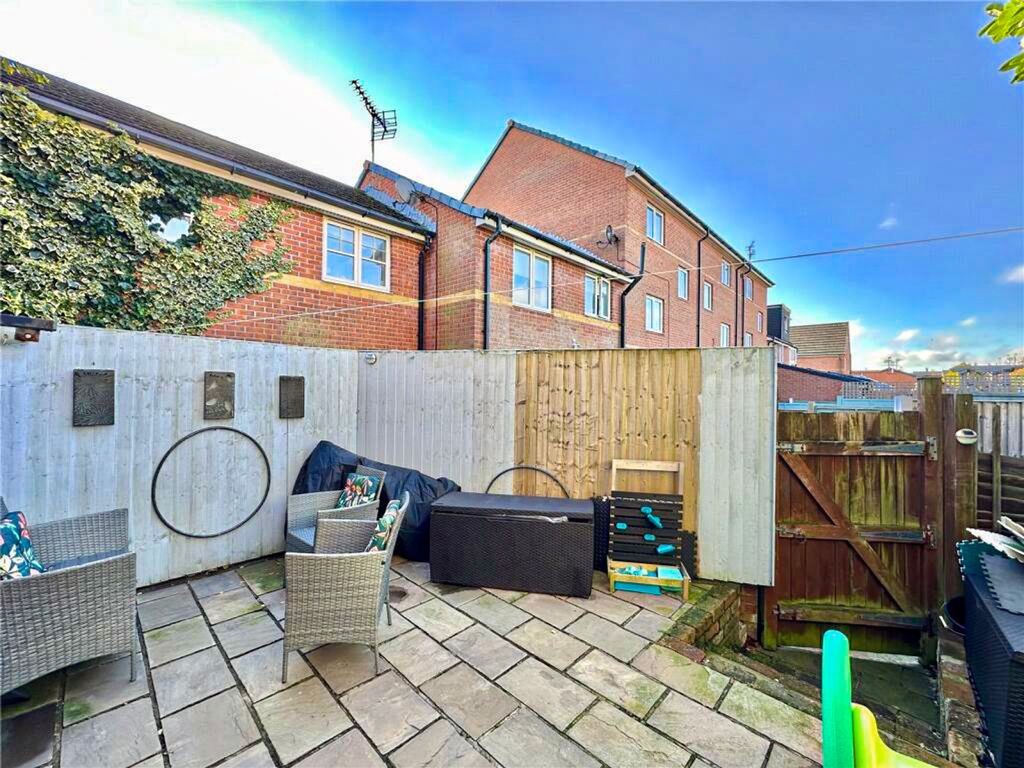 Property photo 3 of 11