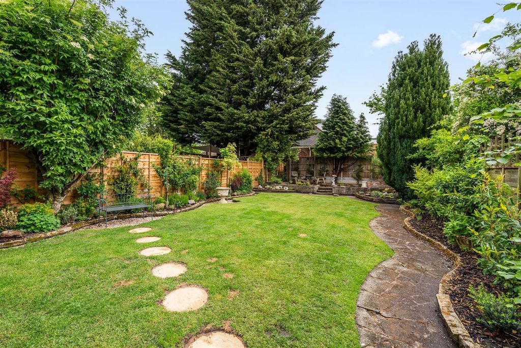 Property photo 2 of 19 127 Kineton Green Road_9.Jpg