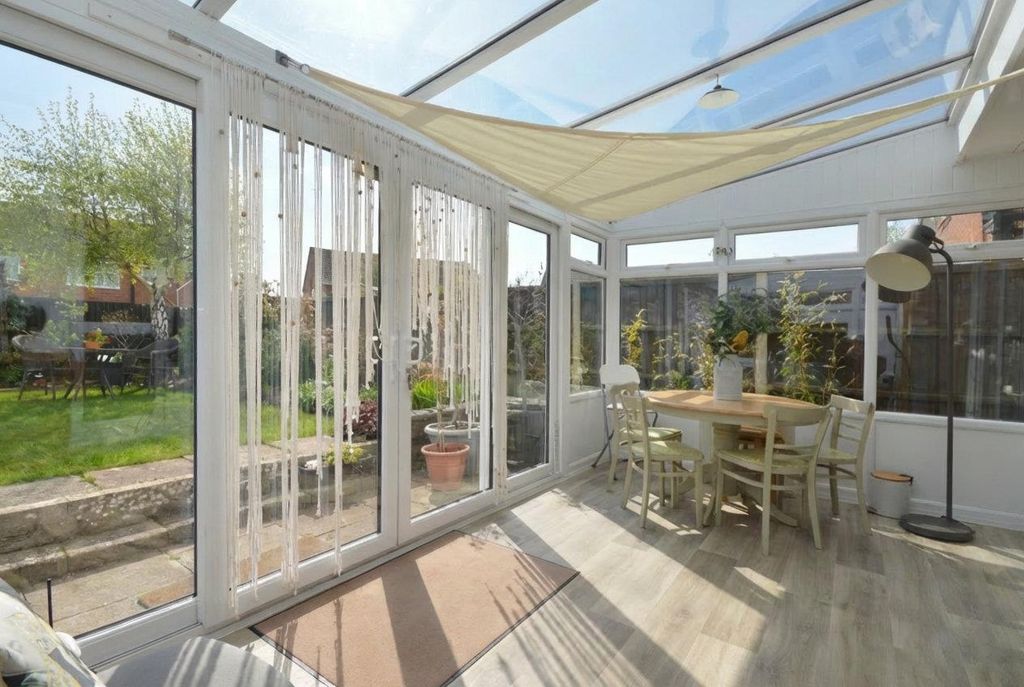 Property photo 3 of 15 Conservatory
