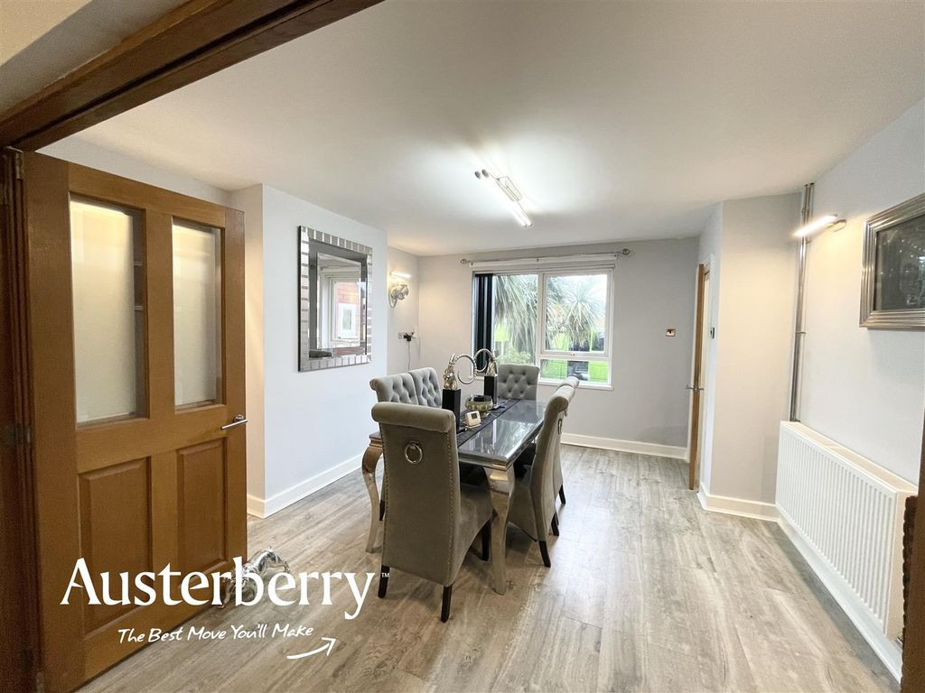 Property photo 3 of 18 Img_4969.Jpg