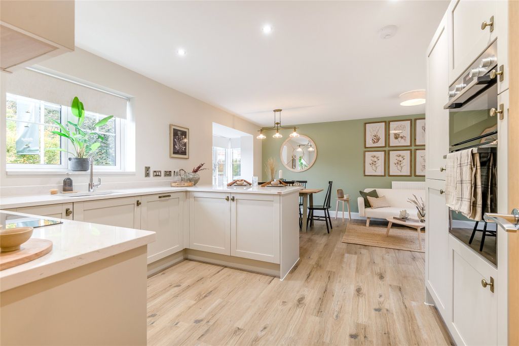 Property photo 3 of 22 Picture No. 31