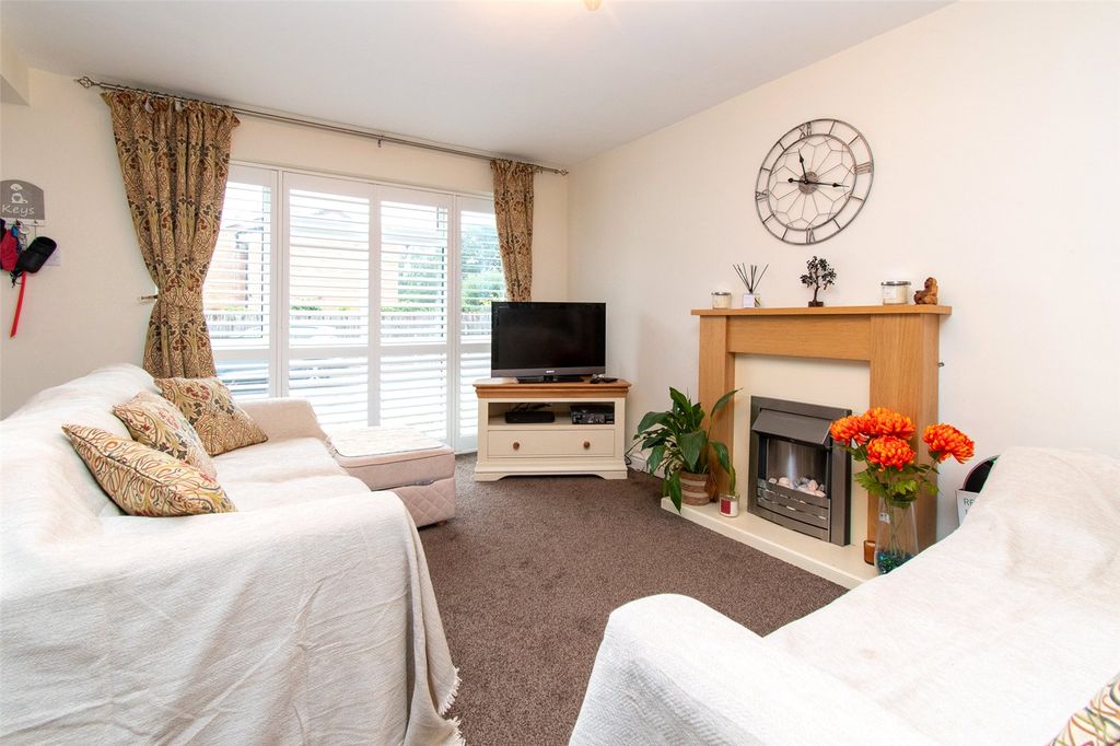 Property photo 3 of 17 Picture No. 08
