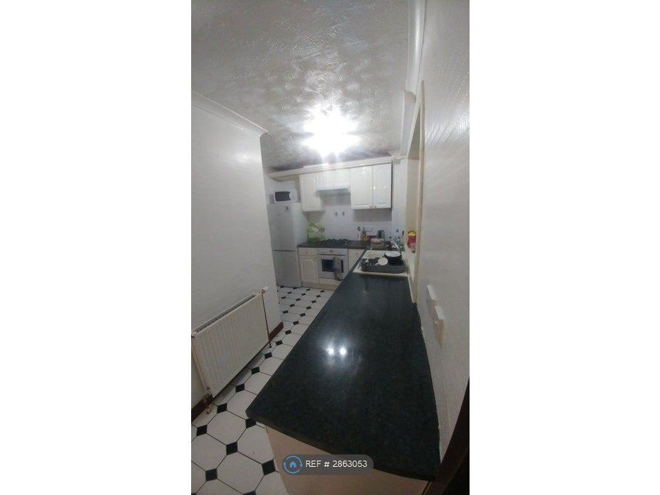Property photo 3 of 12 Old Current Kitchen To Be Replaced
