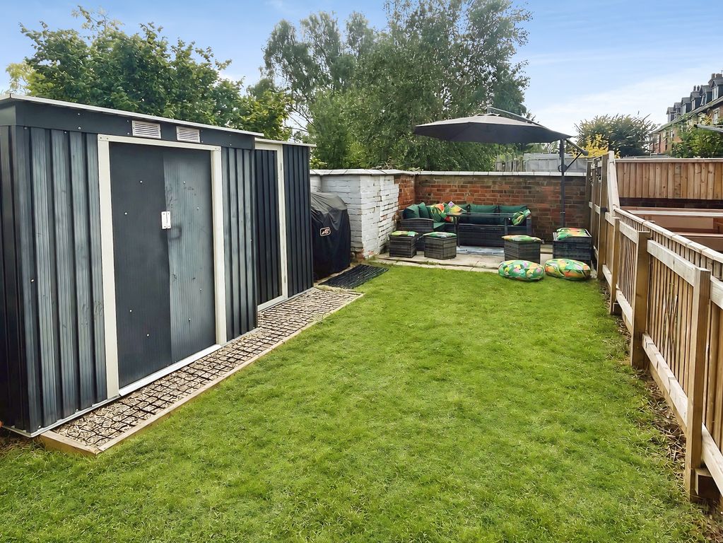 Property photo 1 of 18 3F9396d9-d0176782-1511-4Ef6-B9d5-B002625970Cb