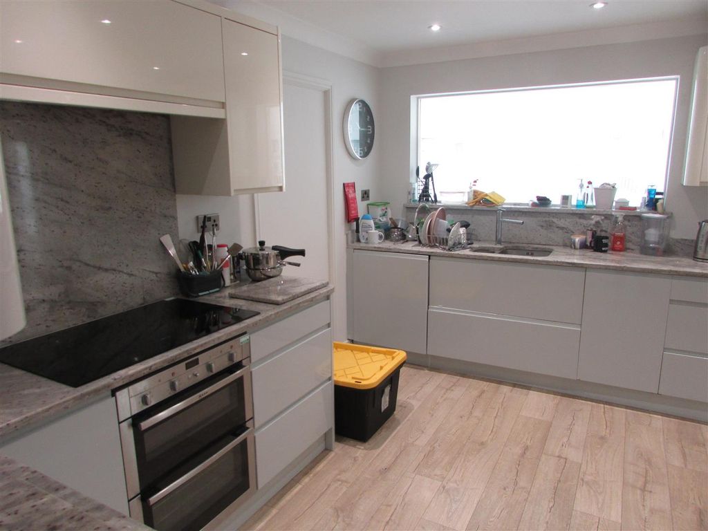 Property photo 2 of 5 004.Jpg