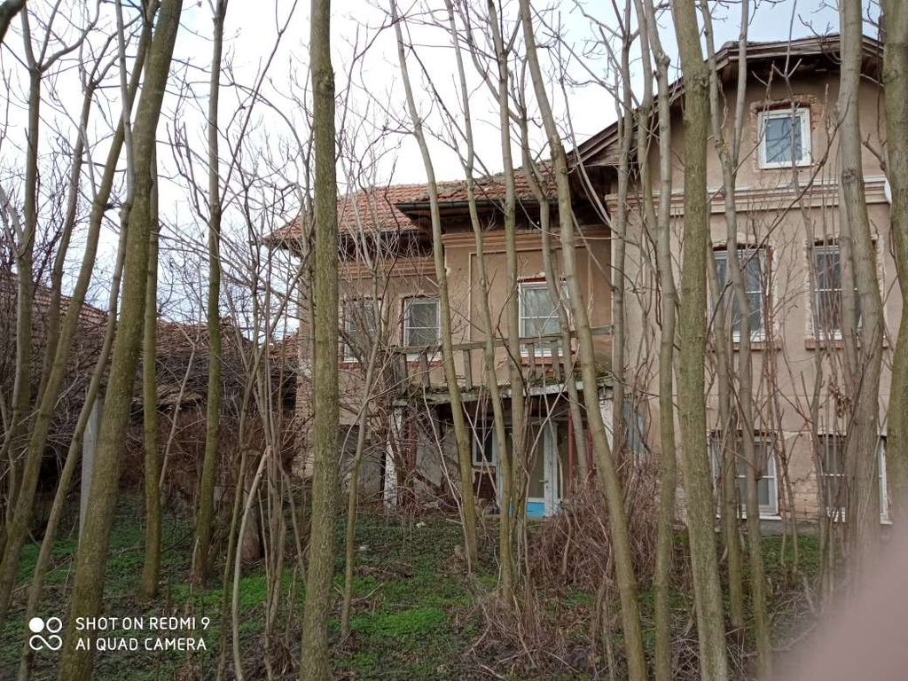Property photo 3 of 19