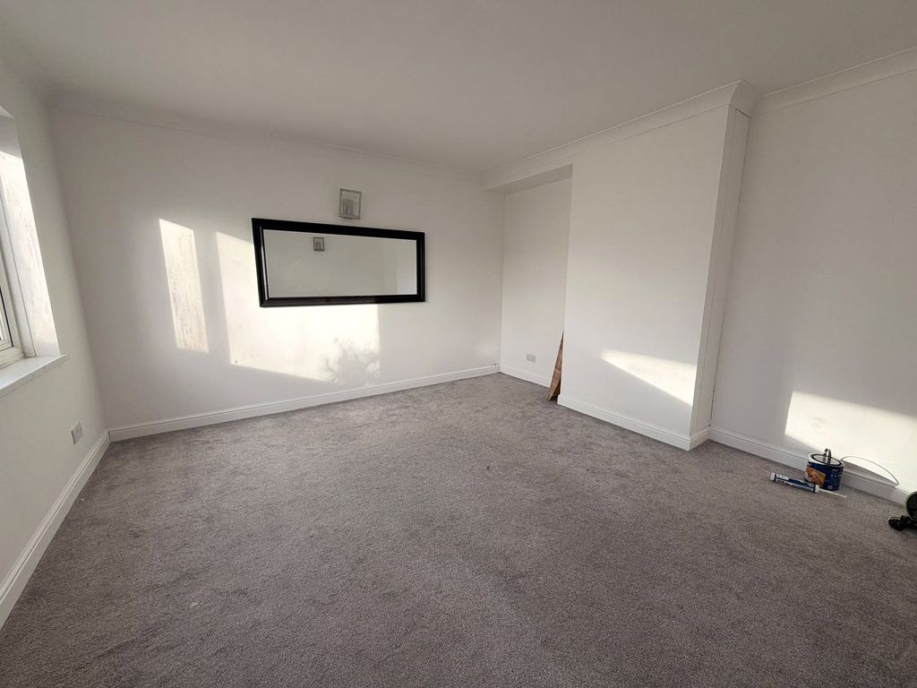 Property photo 3 of 10 Picture No. 17