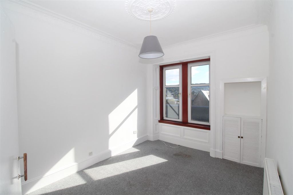 Property photo 2 of 13 Img_5071.Jpg