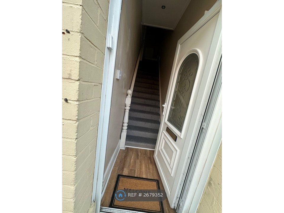 Property photo 3 of 27