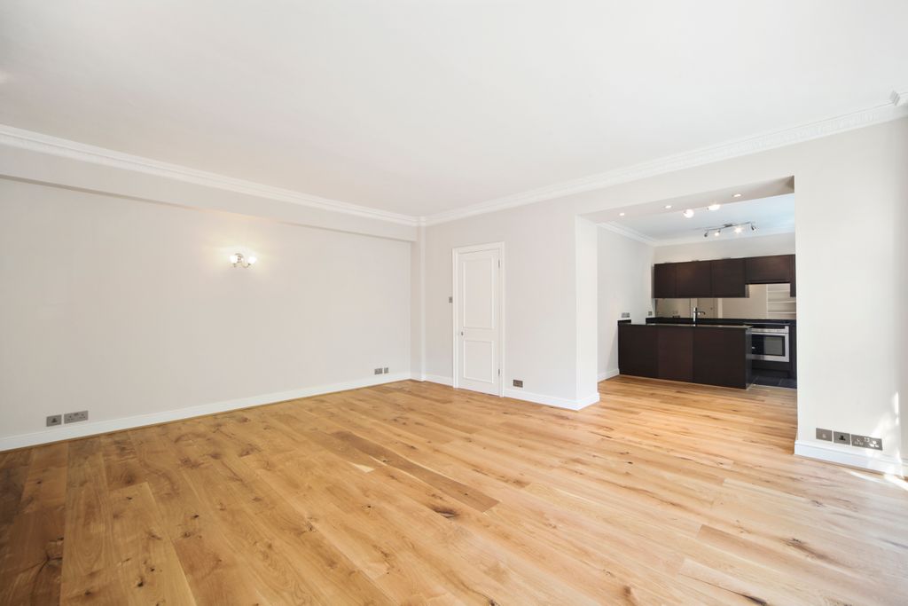 Property photo 1 of 10 Reception.Jpg