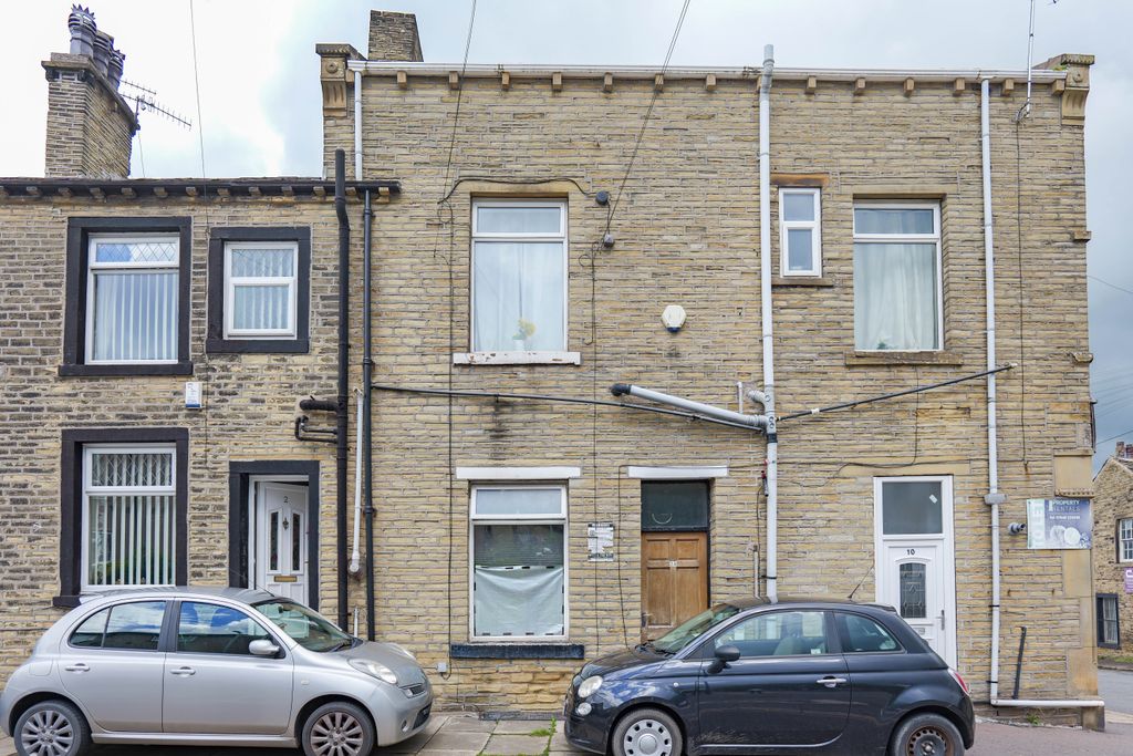 Property photo 1 of 40