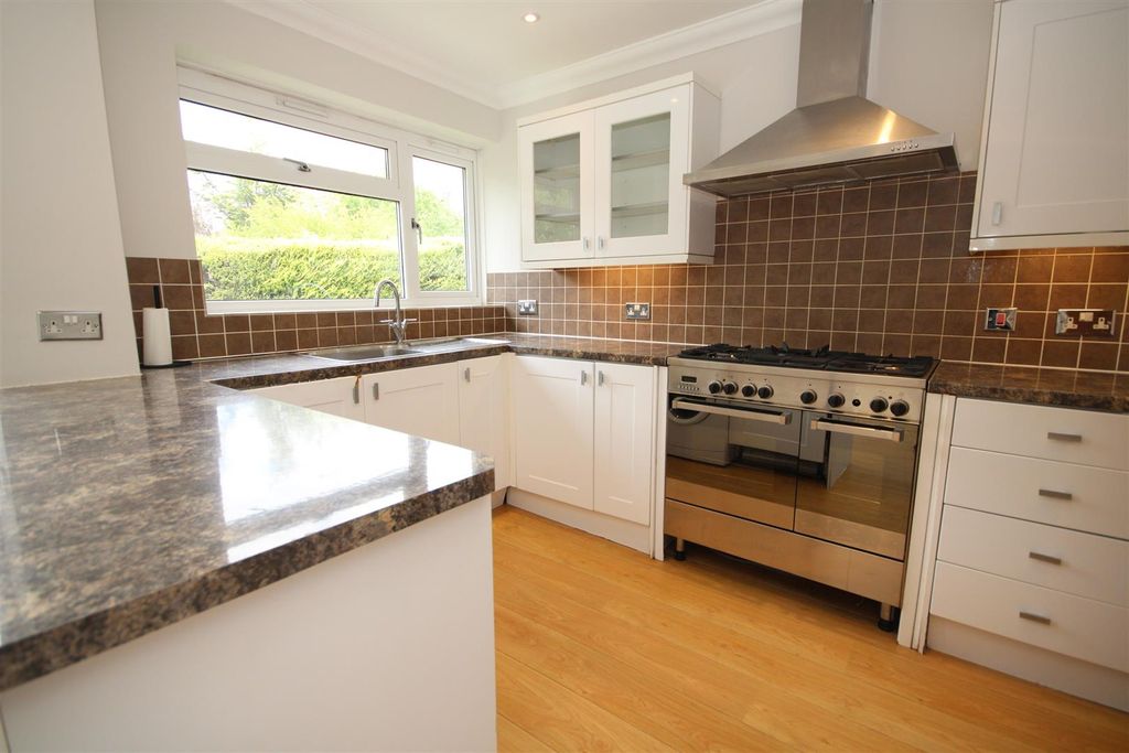 Property photo 2 of 15 Img_7198.Jpg